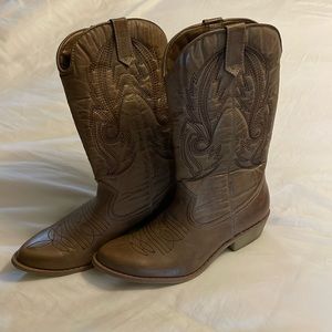 Women’s Gaucho boots